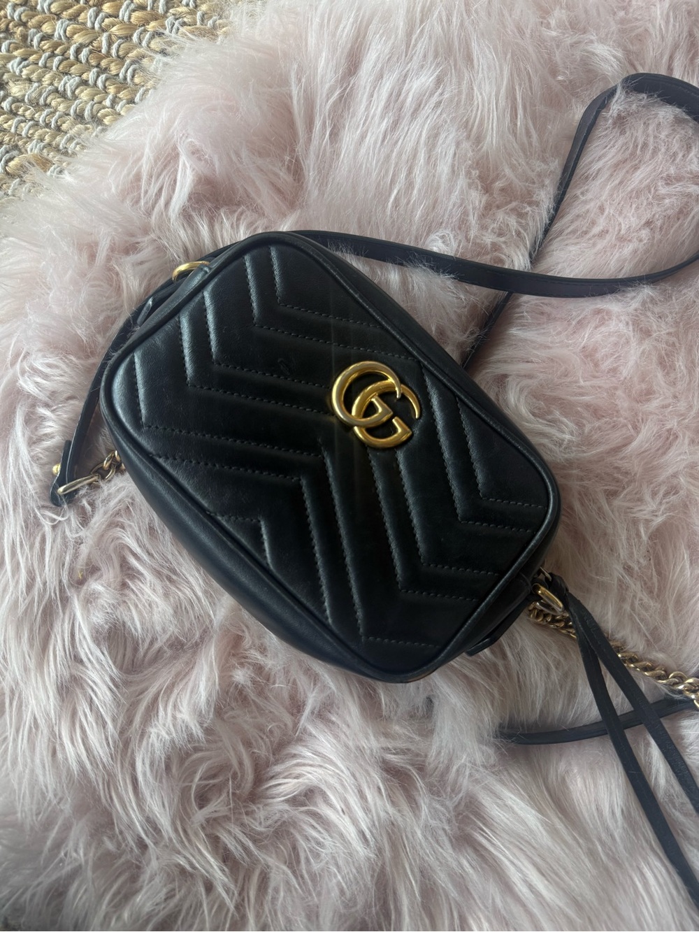 Gucci Womens Gg Marmont Small Shoulder Bag black